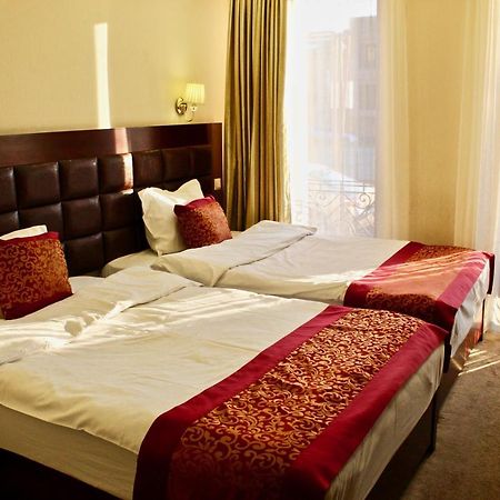 Velvet Hotel Тбилиси Екстериор снимка