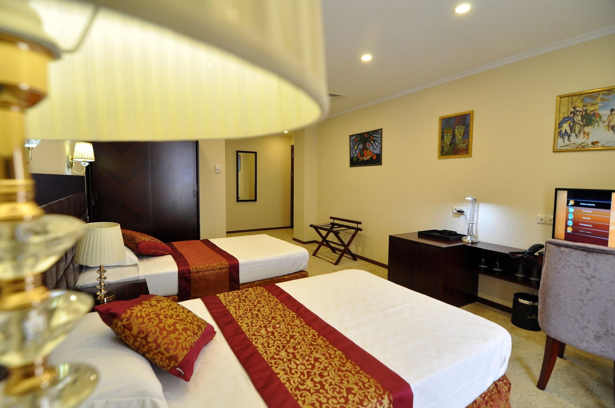 Velvet Hotel Тбилиси Екстериор снимка