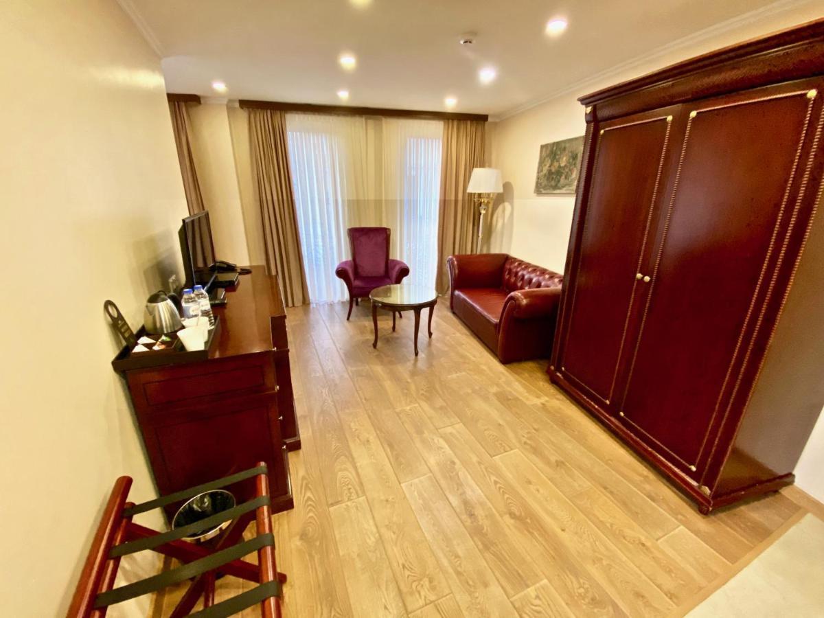 Velvet Hotel Тбилиси Екстериор снимка