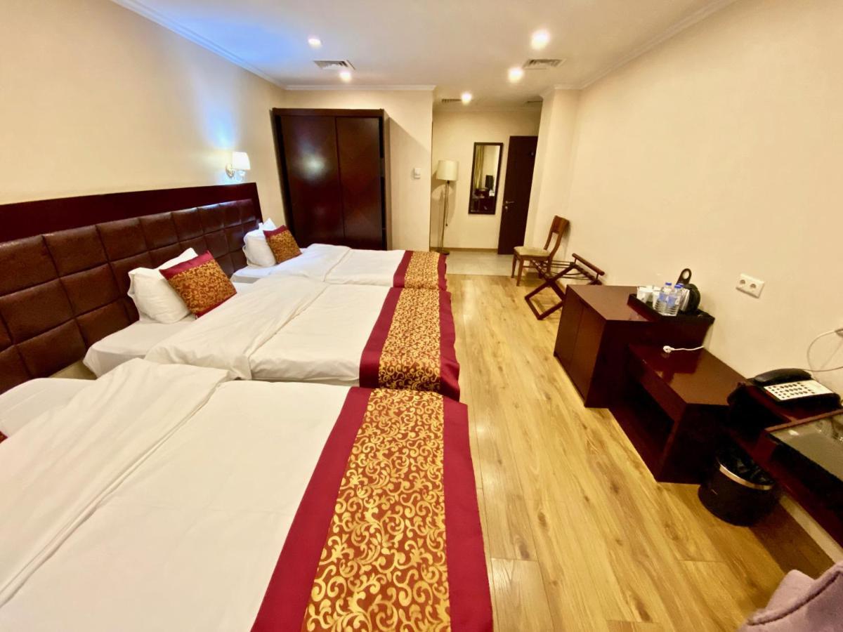 Velvet Hotel Тбилиси Екстериор снимка
