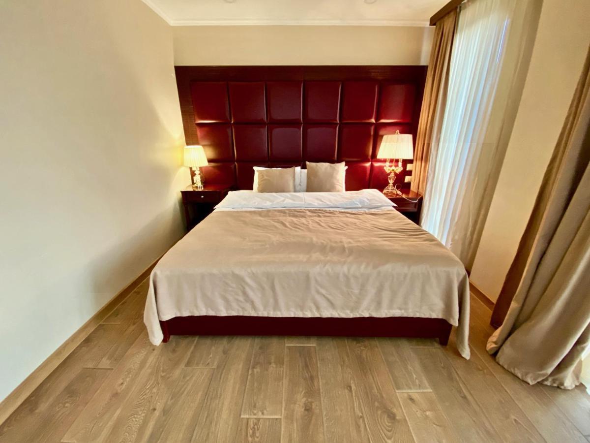 Velvet Hotel Тбилиси Екстериор снимка