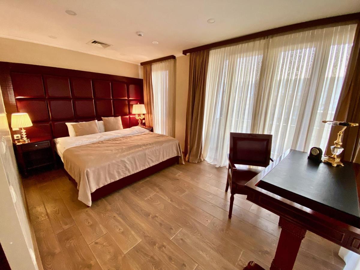 Velvet Hotel Тбилиси Екстериор снимка