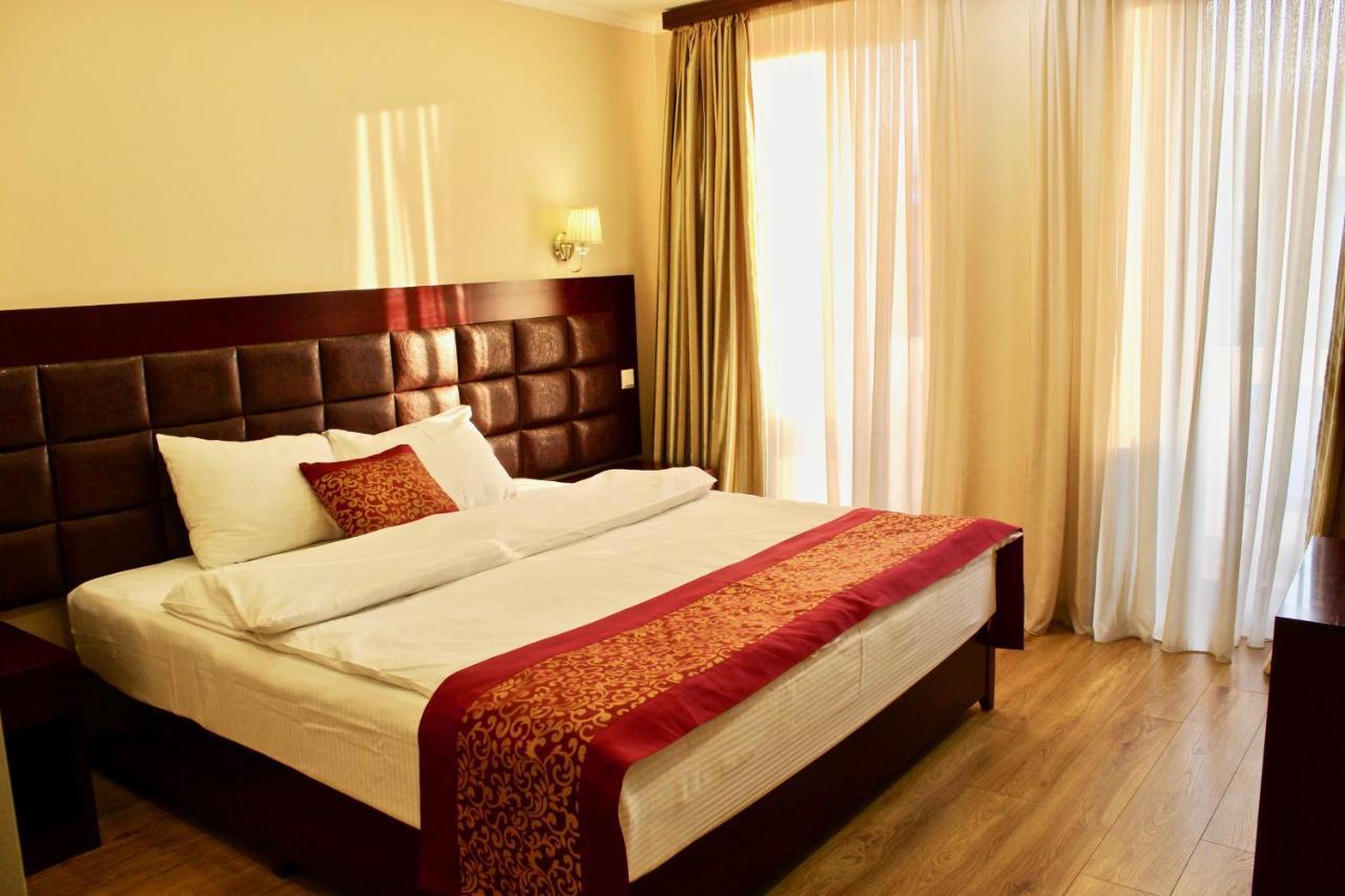 Velvet Hotel Тбилиси Екстериор снимка