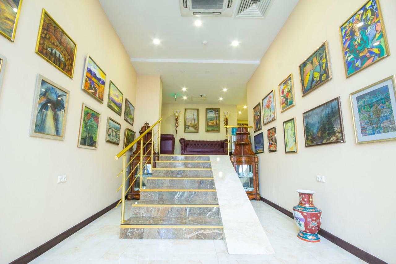 Velvet Hotel Тбилиси Екстериор снимка